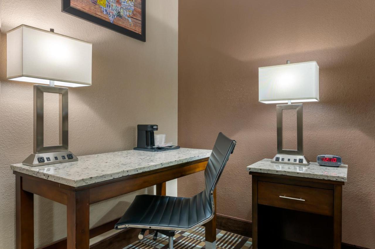 Econo Lodge Шелбивилл Экстерьер фото